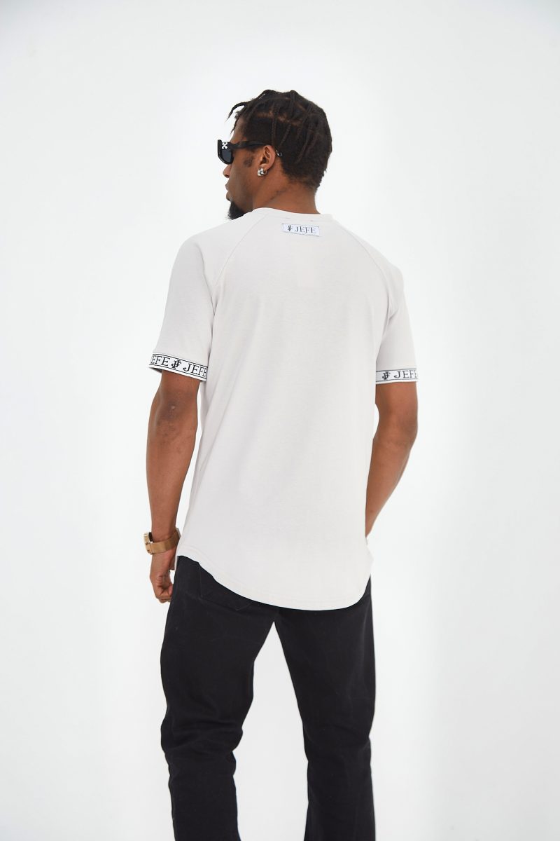 A660C733-0113-46C2-ADE9-BD6FB7F3FAFE