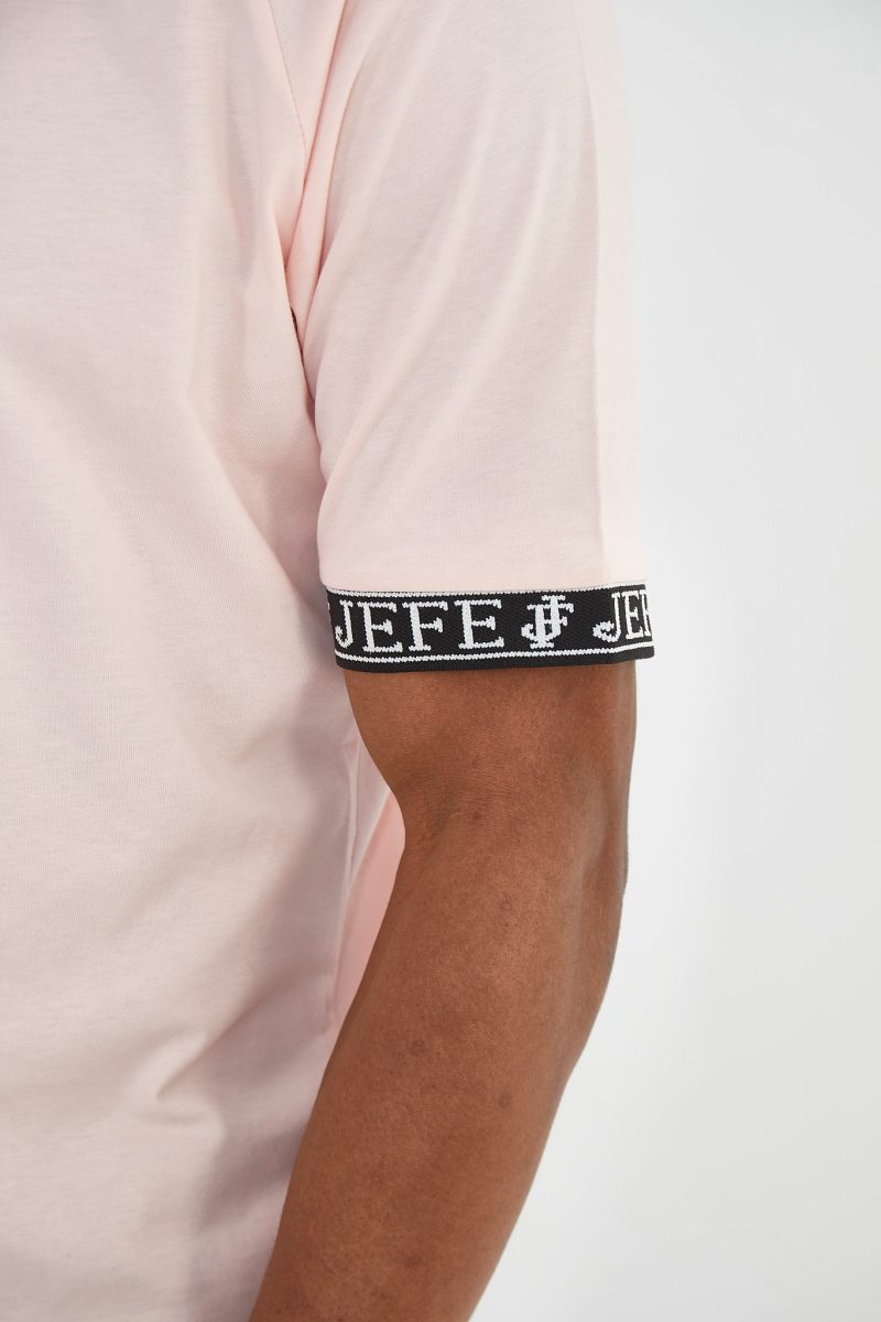 C7C75558-BAF3-47AA-8D66-39FF2B28B37B