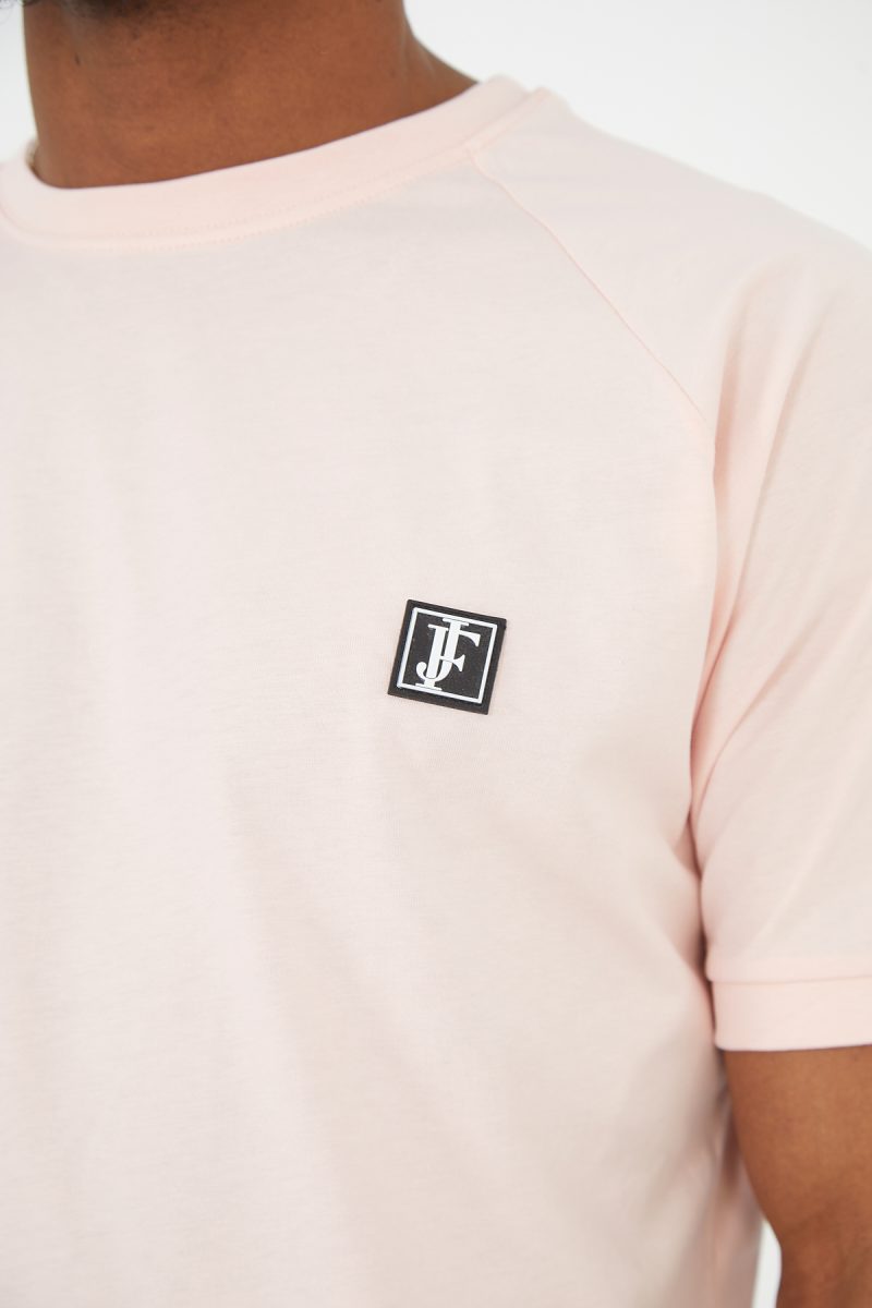 B75E238A-8B4D-4E4F-B38B-712283856FE4