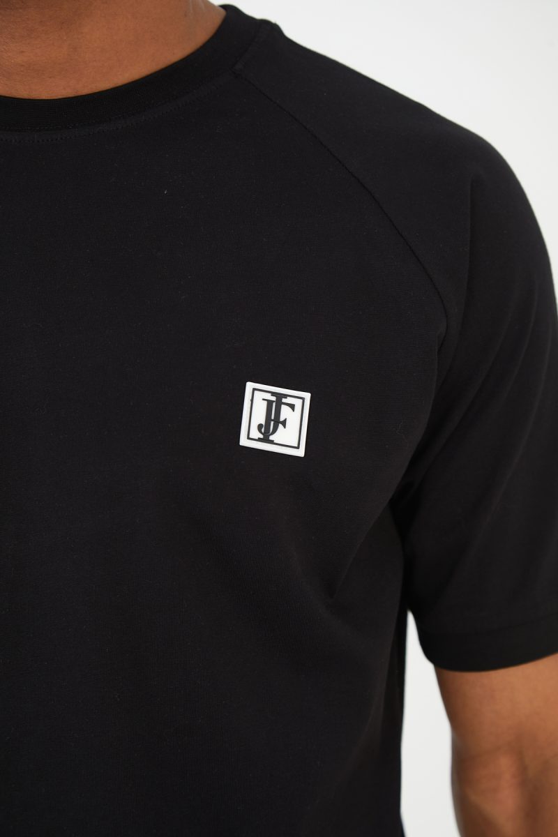 E9D43A2A-D3CA-4FF2-AF32-701D8B037DCF